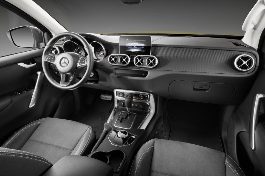 Торпедо Mercedes-Benz X-Class Progressive (Br.470) 2017 года  (WW) (фото 42 из 48)